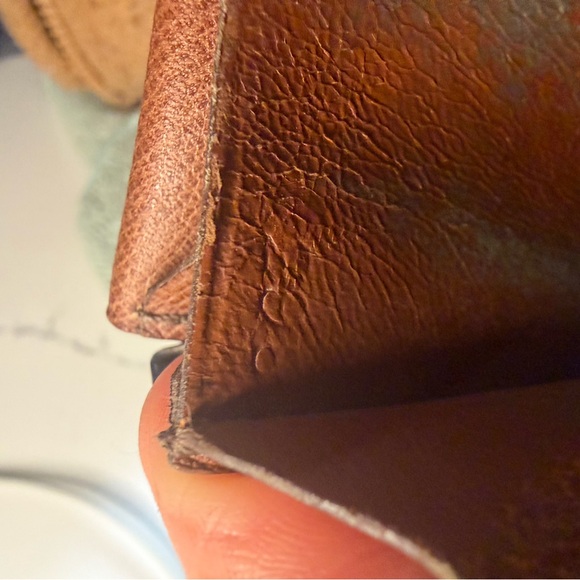 Louis Vuitton Monogram Porte Monnaie Gousset coin purse - Picture 4 of 12